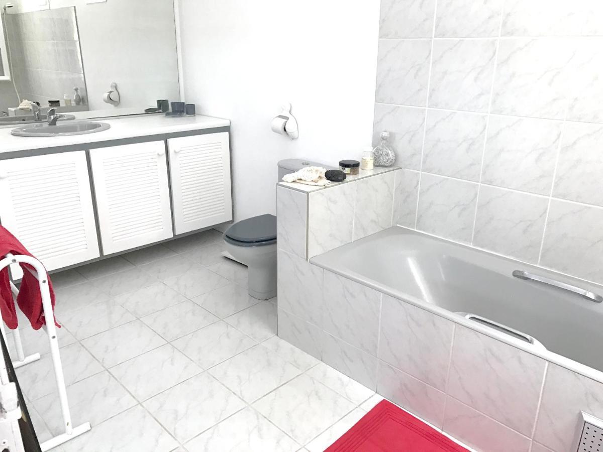 Studio Charmant Au Coeur De Boucan Canot 30 M² Avec Jardin Prive Saint-Paul Esterno foto